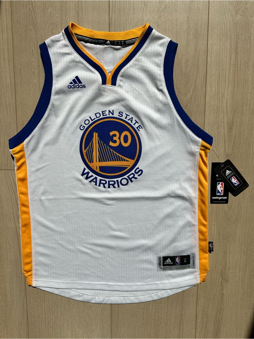 Vintage NWT Adidas White and Yellow NBA Swingman Jersey - Size L youth